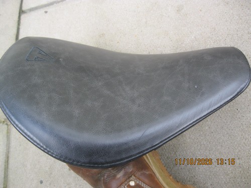 Triumph bobber seat - bobber,
